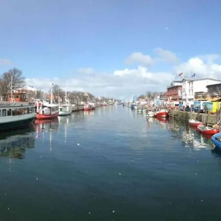 Dom wakacyjny Doppelzimmer Buffet, Direkt Am Alten Strom