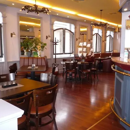 Doppelzimmer Buffet, Direkt Am Alten Strom * ロストック