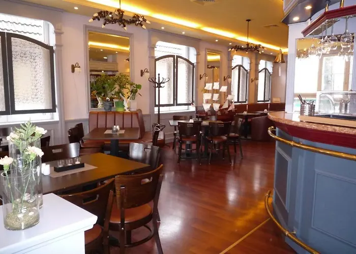 Doppelzimmer Buffet, Direkt Am Alten Strom * روستوك